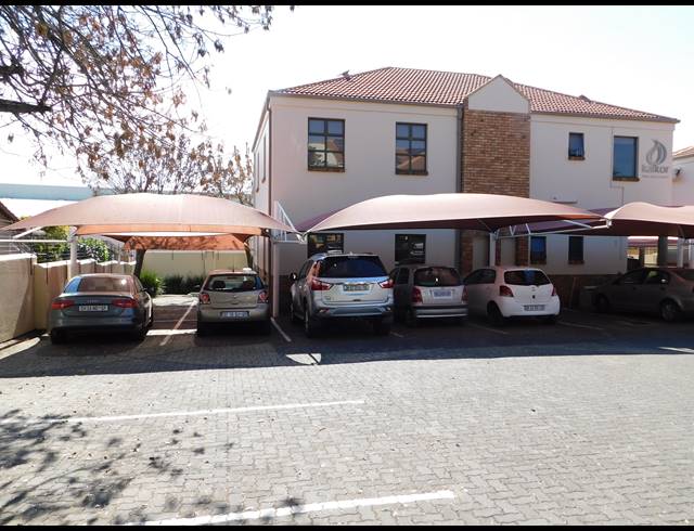 120M² OFFICE TO LET IN ROBINDALE